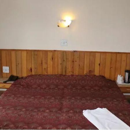 Hotel Manali Continental Exteriér fotografie